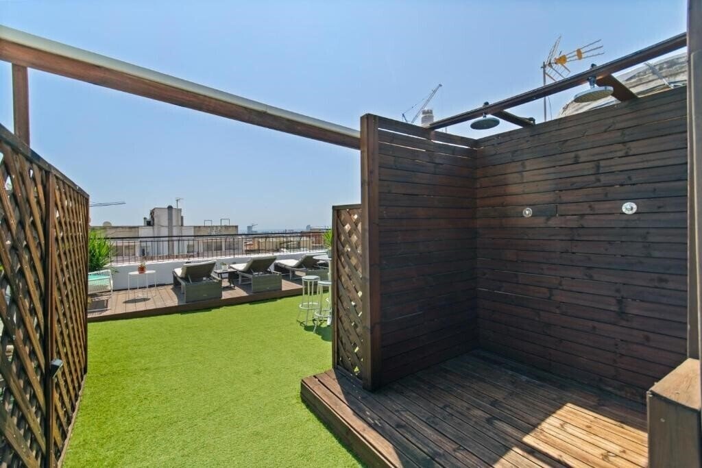 Imaginea Suite Home Barcelona 1*