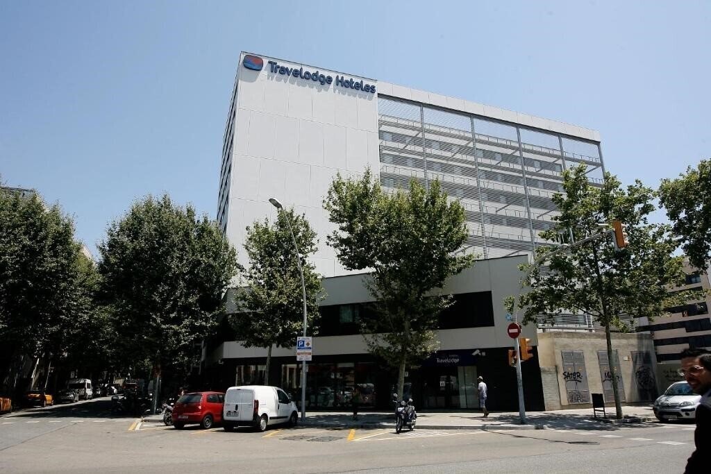 Hotel Travelodge Barcelona Poblenou 1*