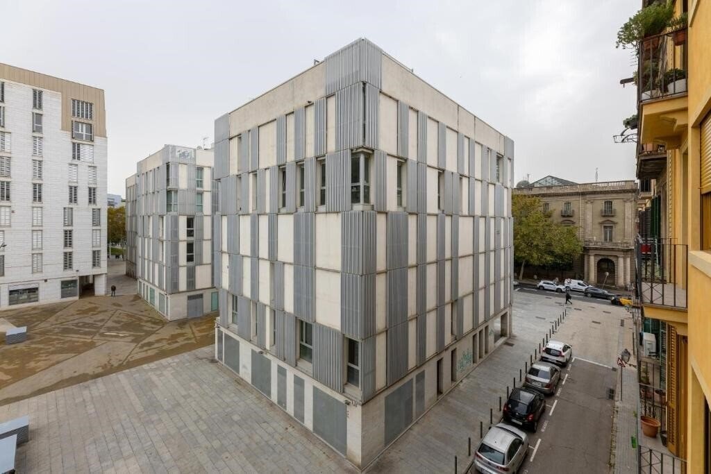 Отель Lyon 1*