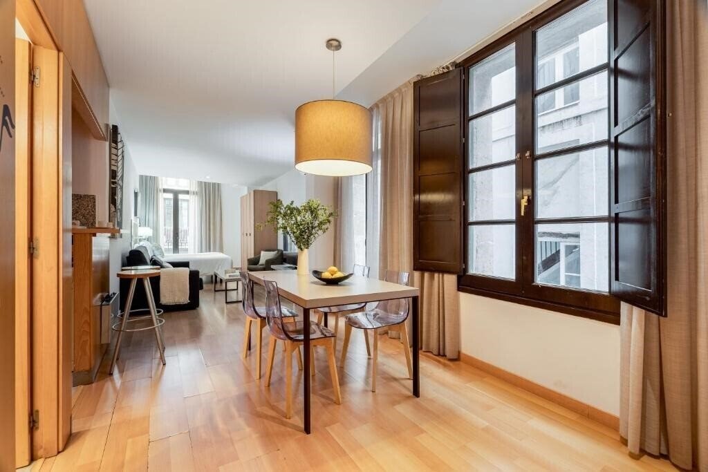 Fotografie Mh Apartments Opera Rambla 3*