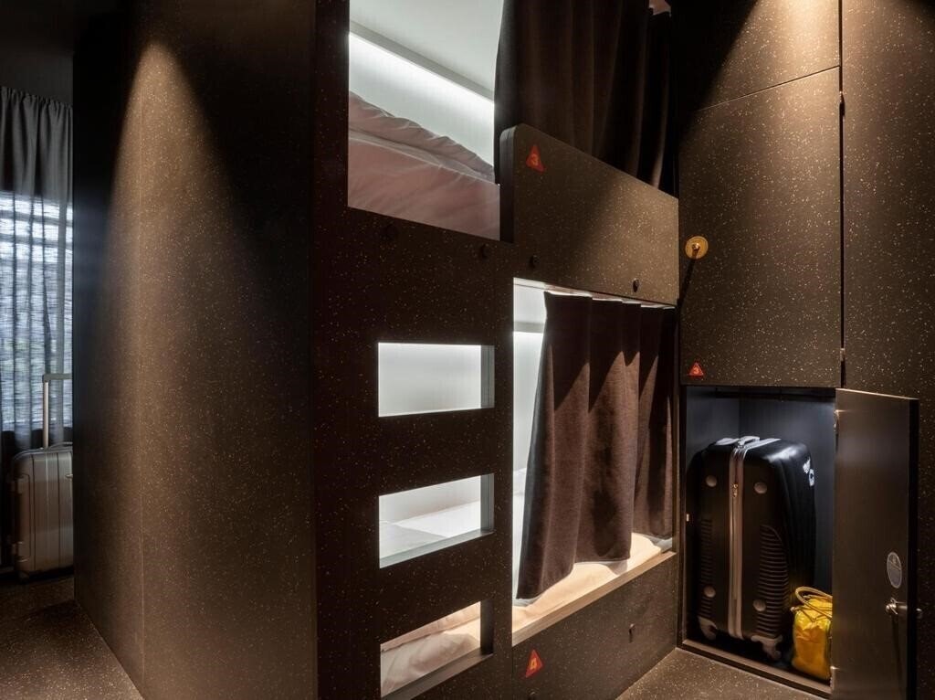 Imaginea Amistat City Hostel 1*