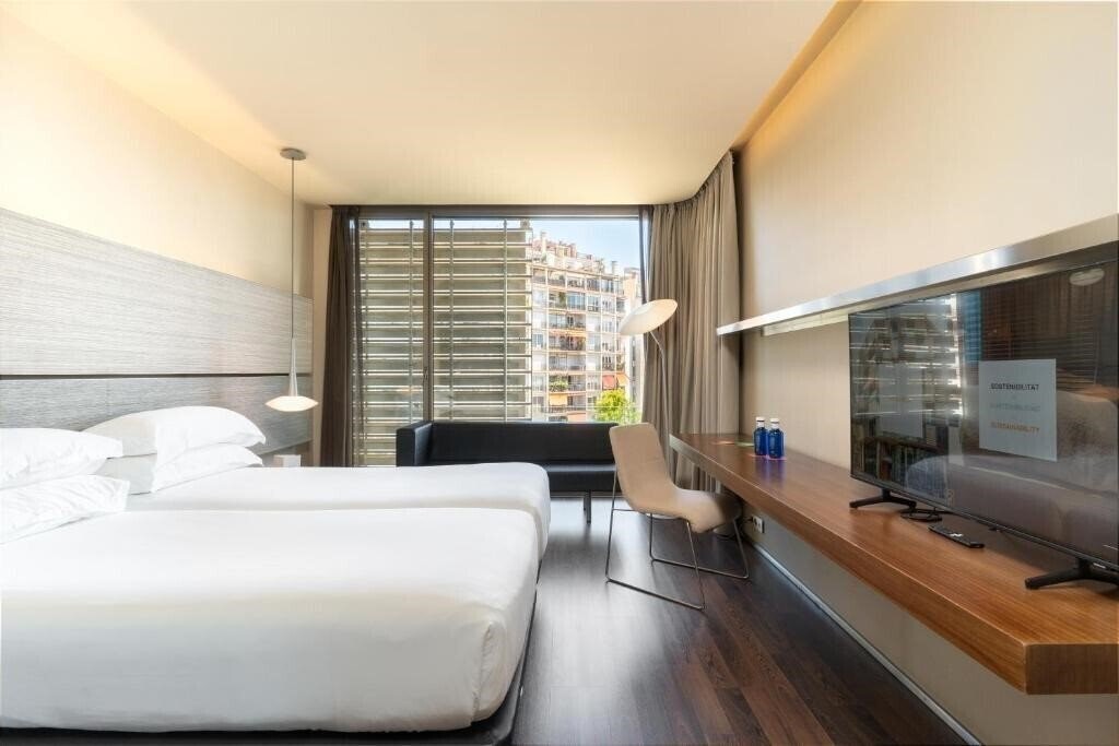 Фотография B Hotel 3*
