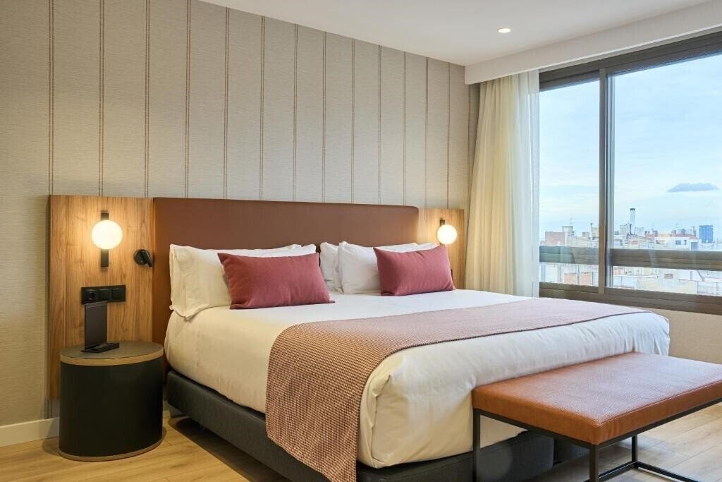 Hotel Hotel Catalonia Barcelona 505 (ex. Hotel Catalonia Suite) 4*