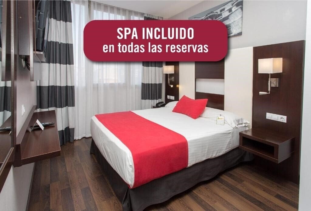 Hotel Olimpica Suites 4*