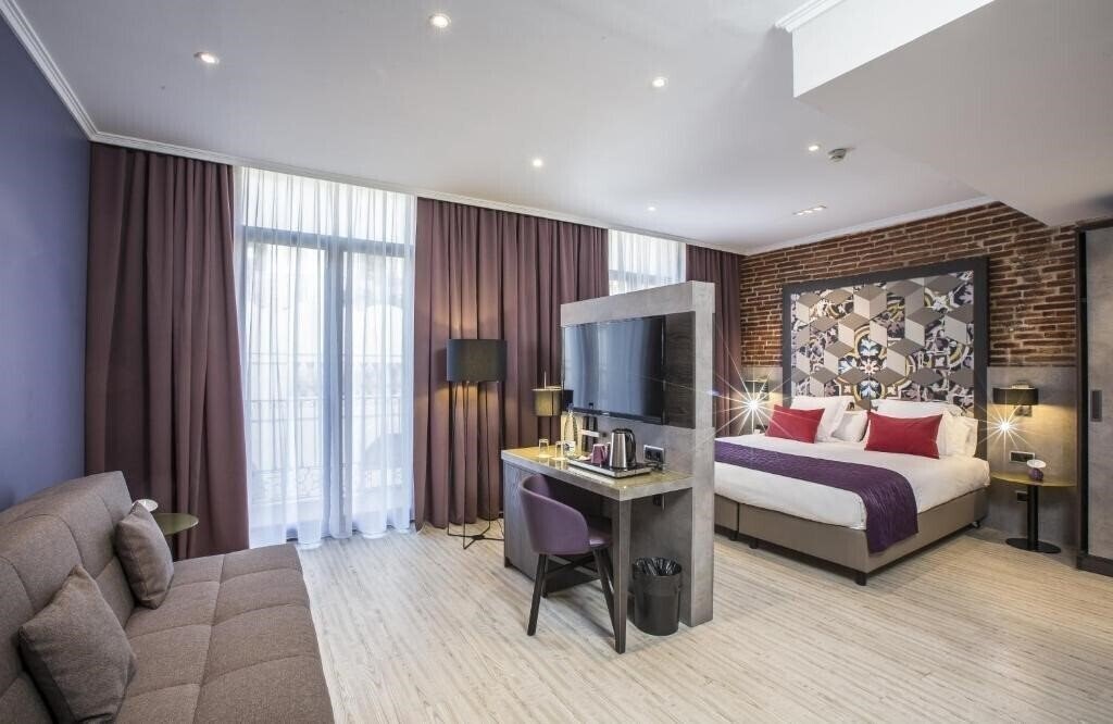 Фотография Leonardo Hotel Barcelona Las Ramblas 3*