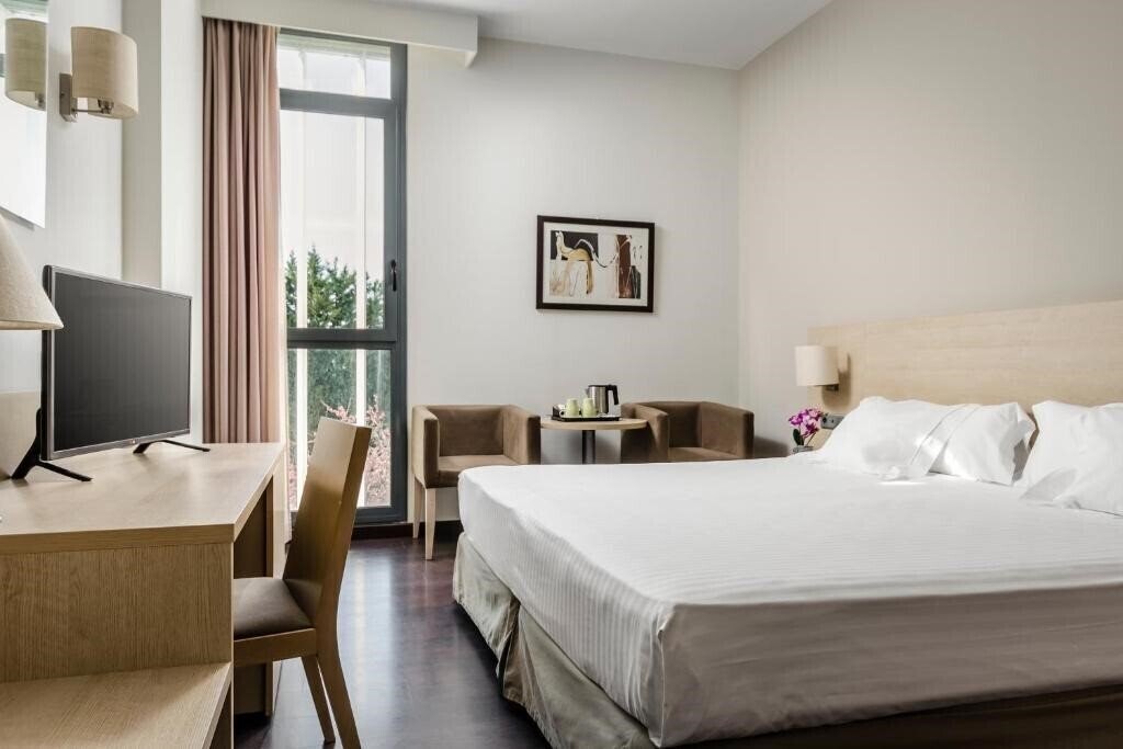Hotel Exe Barcelona Gate 4*