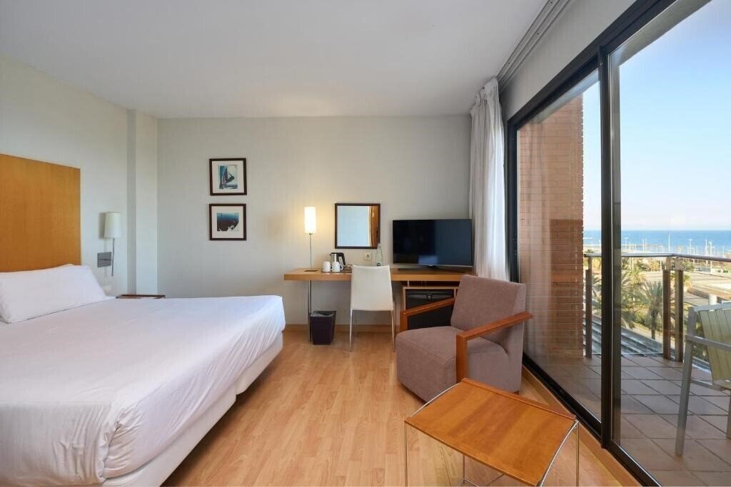 Изображение Hesperia Del Mar 4*