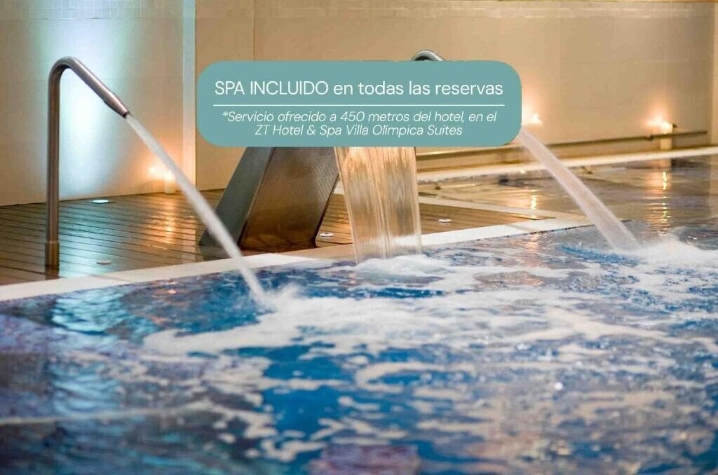 Отель Golden Tulip 4*