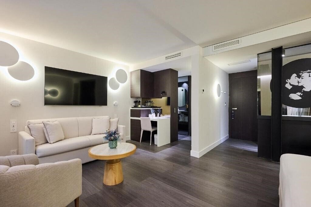 Изображение H10 Port Vell Super 4*