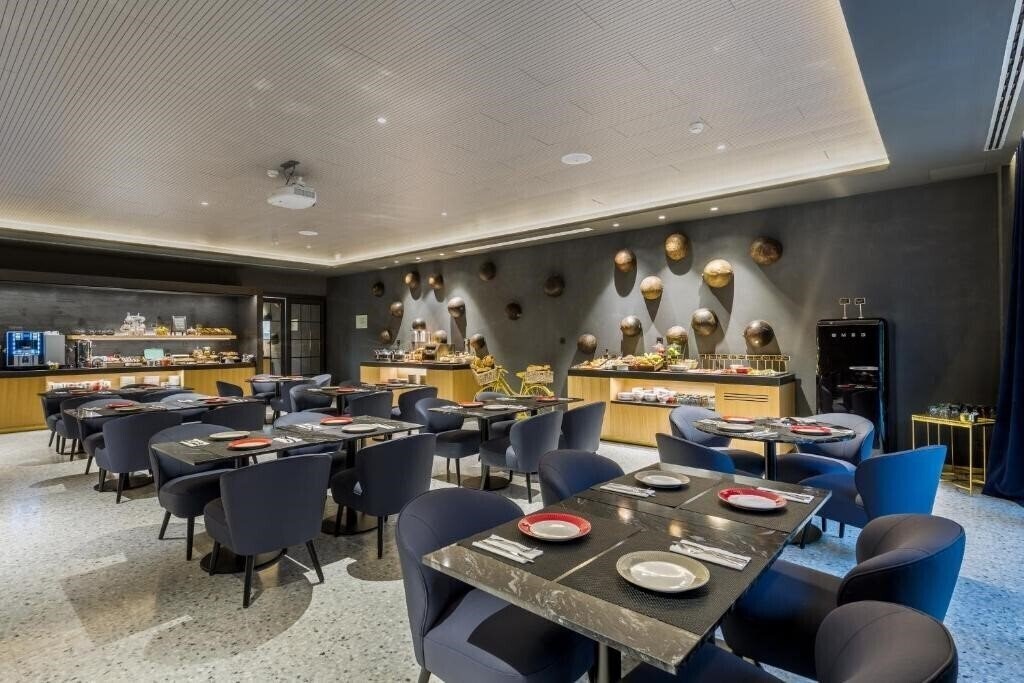 Imaginea Room Mate Gerard 4*