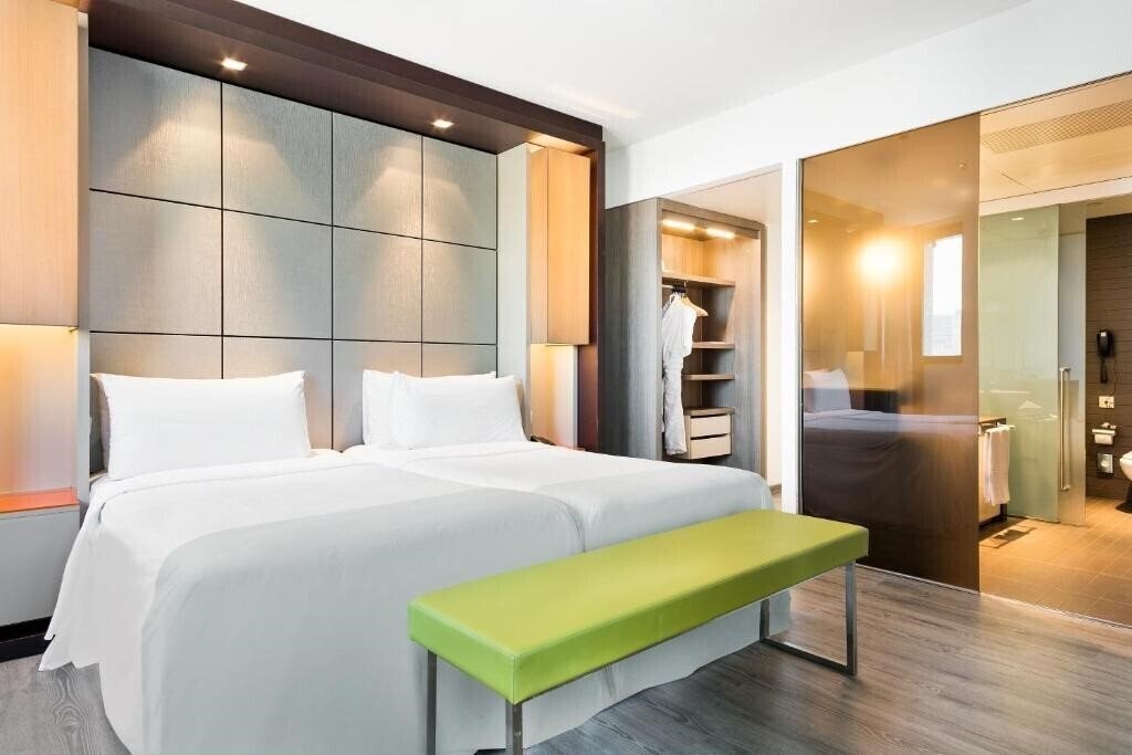 Imaginea Hotel Barcelona Condal Mar, Managed by Melia 4*