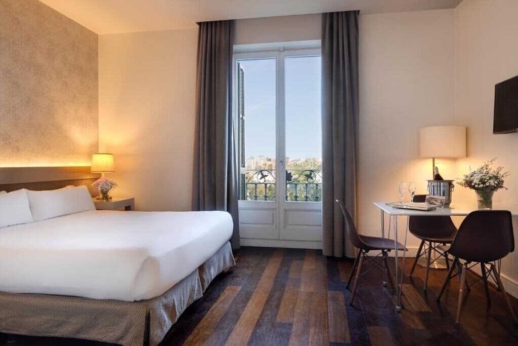 Fotografii Duquesa Suites Barcelona 4*