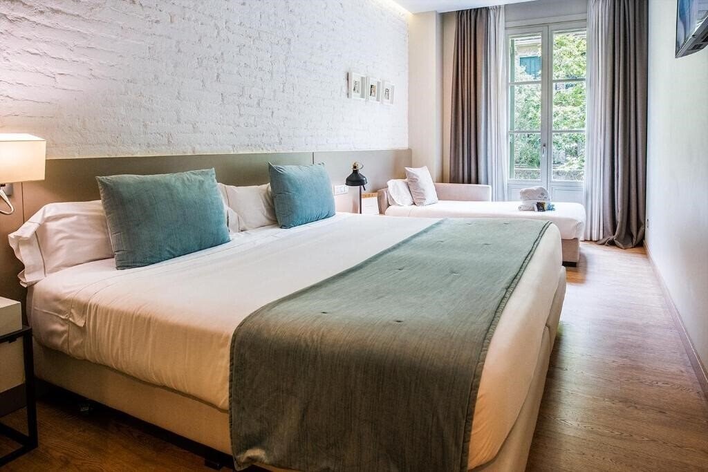 Imaginea Well And Come 4*