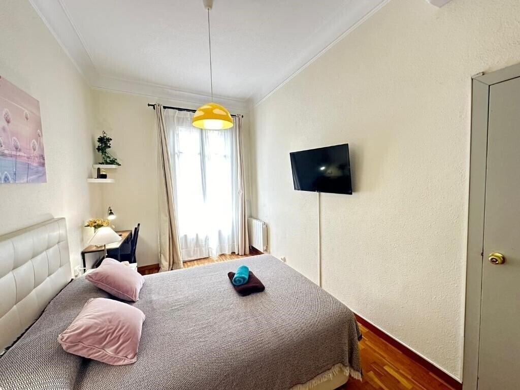 Картинка Aribau 1*