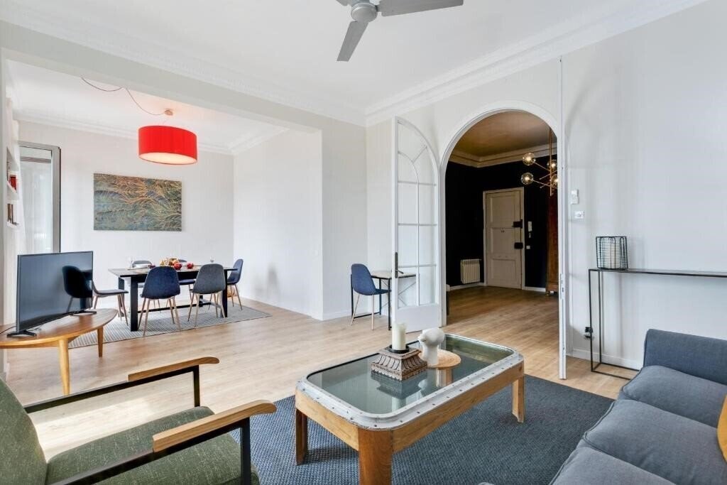 Hotel Caterina Reina Cristina 1 5*