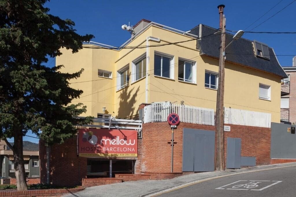 Отель Mellow Hostel 2*