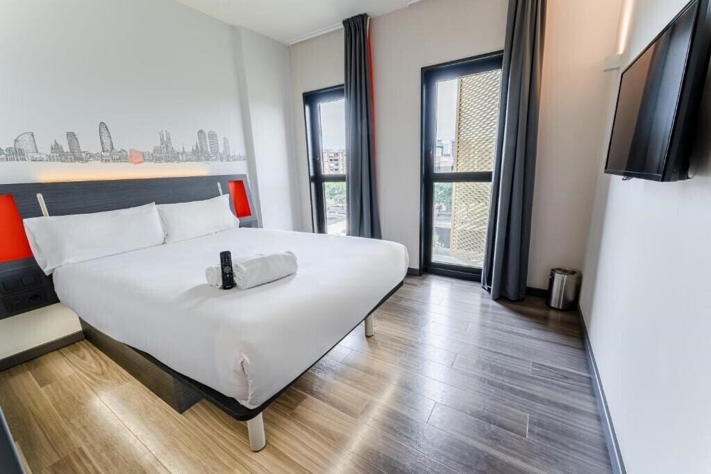 Hotel Easyhotel Barcelona Fira 1*