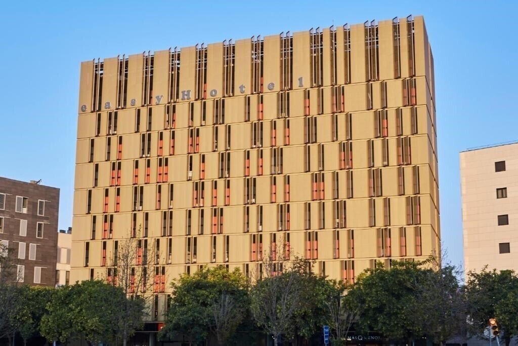 Fotografii Easyhotel Barcelona Fira 1*