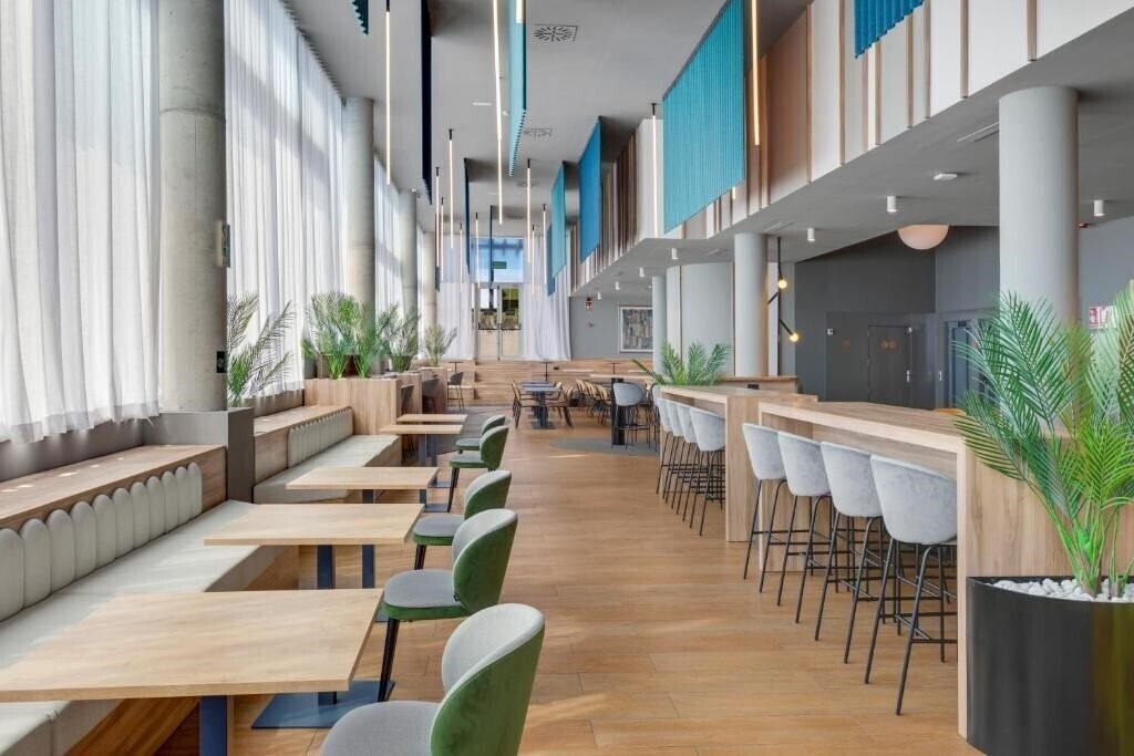 Отель B&B Hotel Barcelona Viladecans (ex. Sidorme Viladecans) 3*