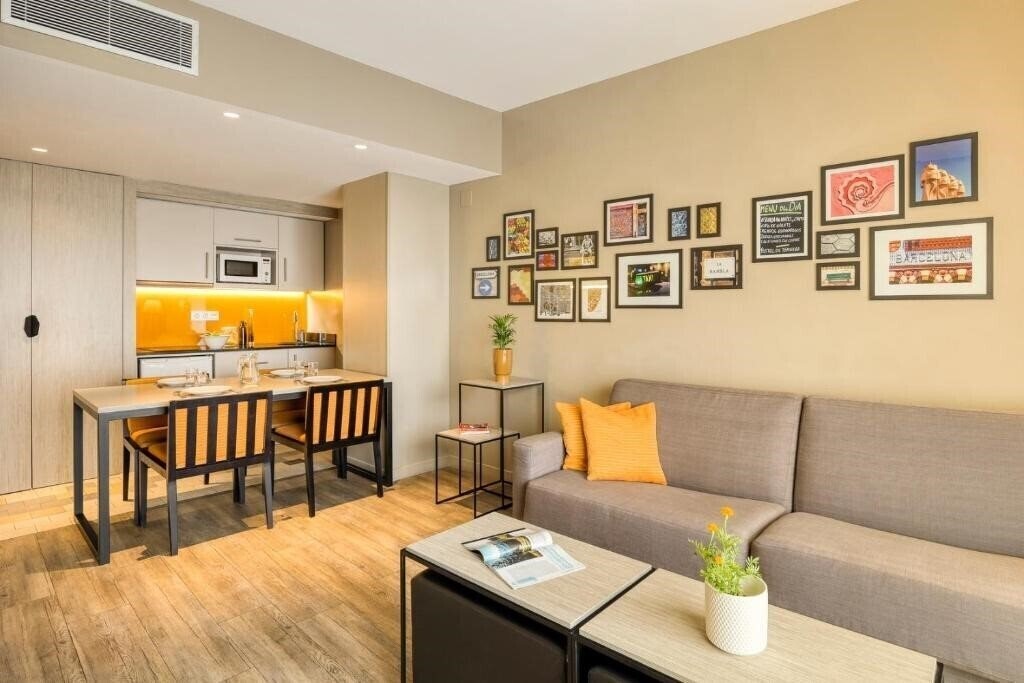 Imaginea Hotel Citadines Ramblas 3*