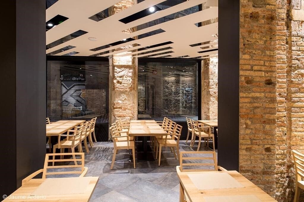 Imaginea Barcelona House 3*