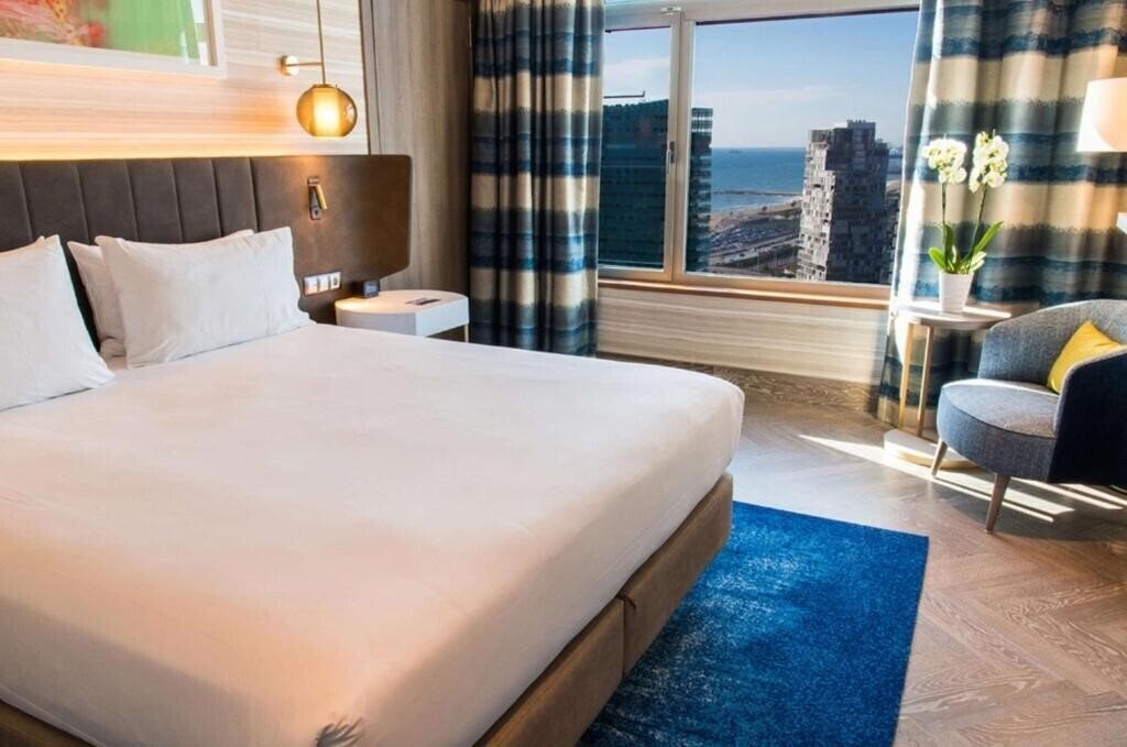 Картинка Hilton Diagonal Mar Barcelona 4*