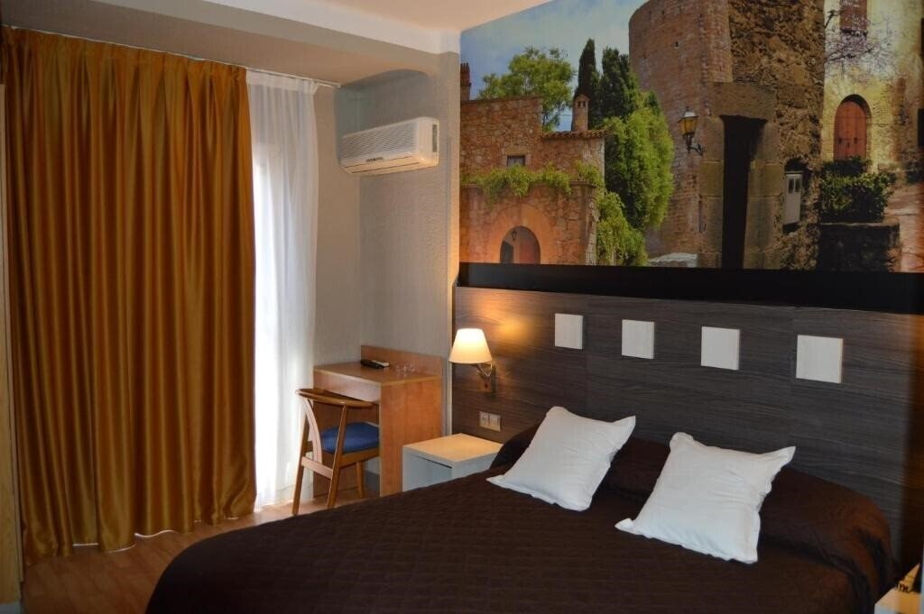 Fotografii Hotel Ciutadella 4*