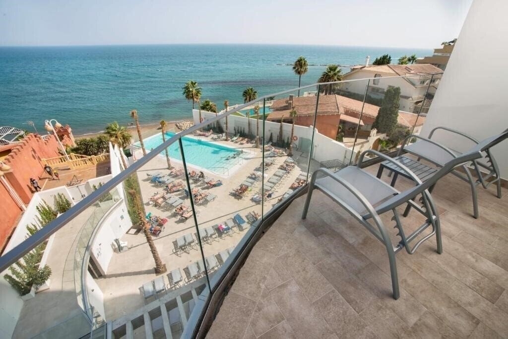 Imaginea Spirit Hotel Benalmadena Beach (ex. MedPlaya Hotel Benalmadena Beach, Sentido Benalmadena Beach) 4*