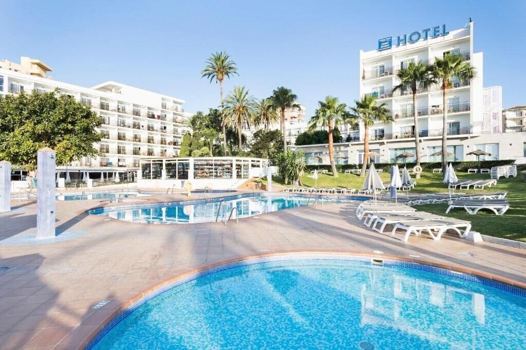 Hotel Siroco 3*