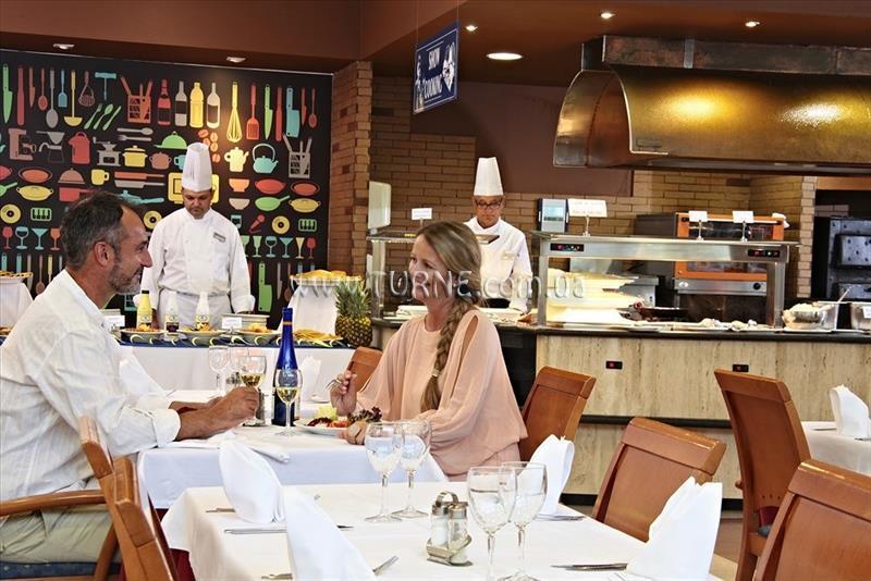 Imaginea Marconfort Benidorm Suites 3*