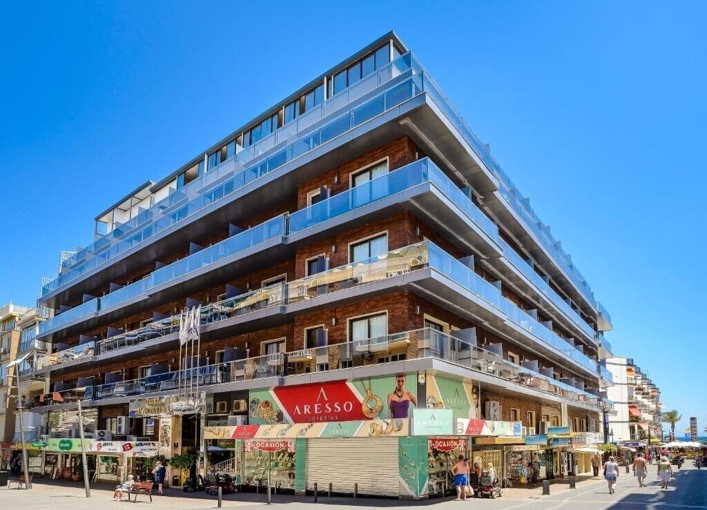 Fotografii Avenida Benidorm 4*