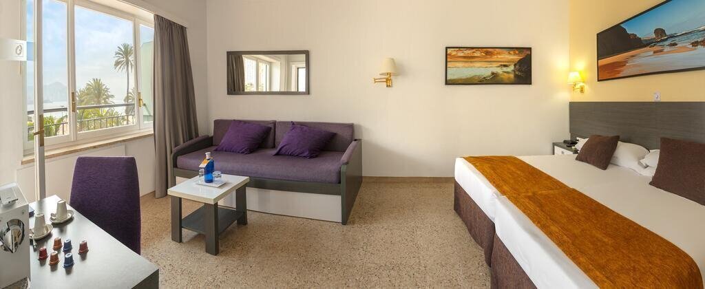 Hotel Gran Hotel Delfin 4*