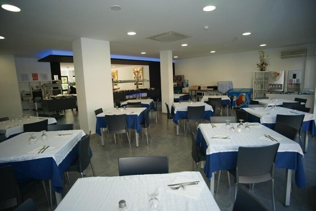 Изображение Golden 3*