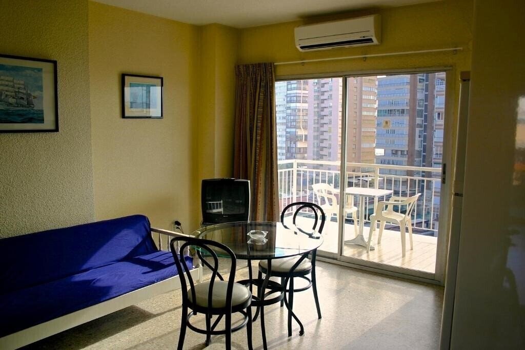 Imaginea Apartamentos Astoria 3*