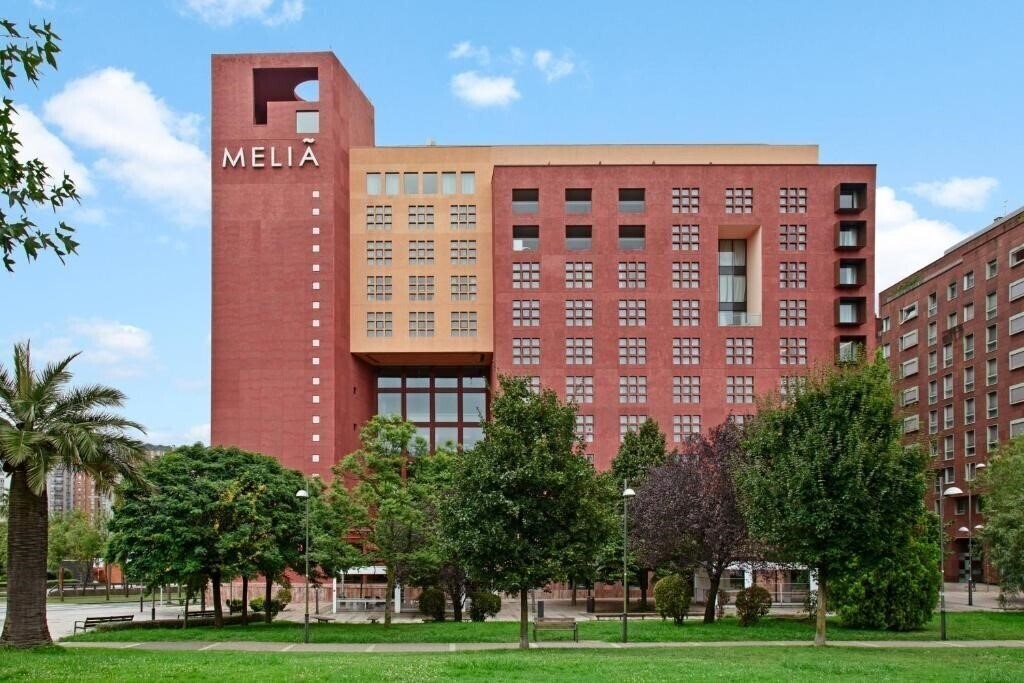 Hotel Melia Bilbao 5*