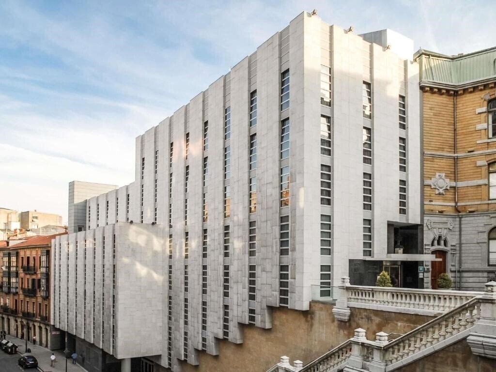 Imaginea Mercure Bilbao Jardines De Albia 4*