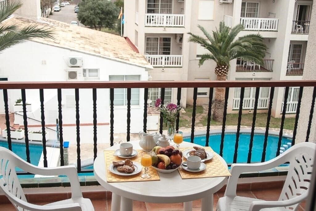 Imaginea Ogisaka Garden 3*