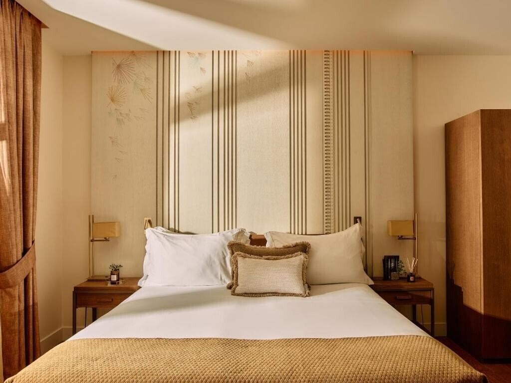 Imaginea Hotel El Pilar Andalucia 4*