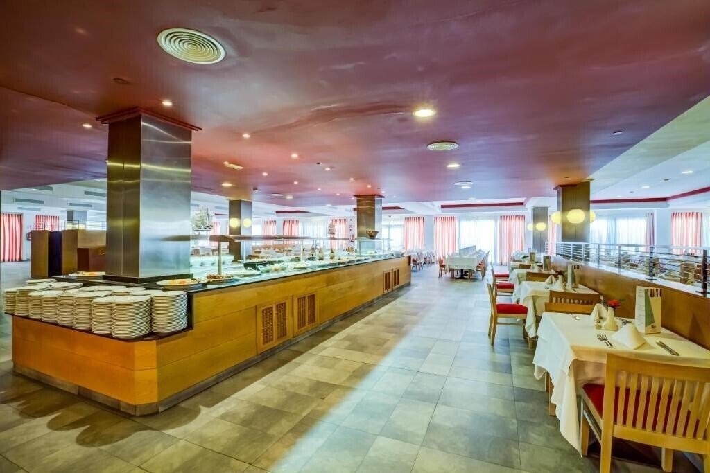 Картинка Sbh Taro Beach 4*