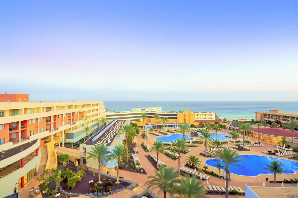 Отель Iberostar Playa Gaviotas Park 4*