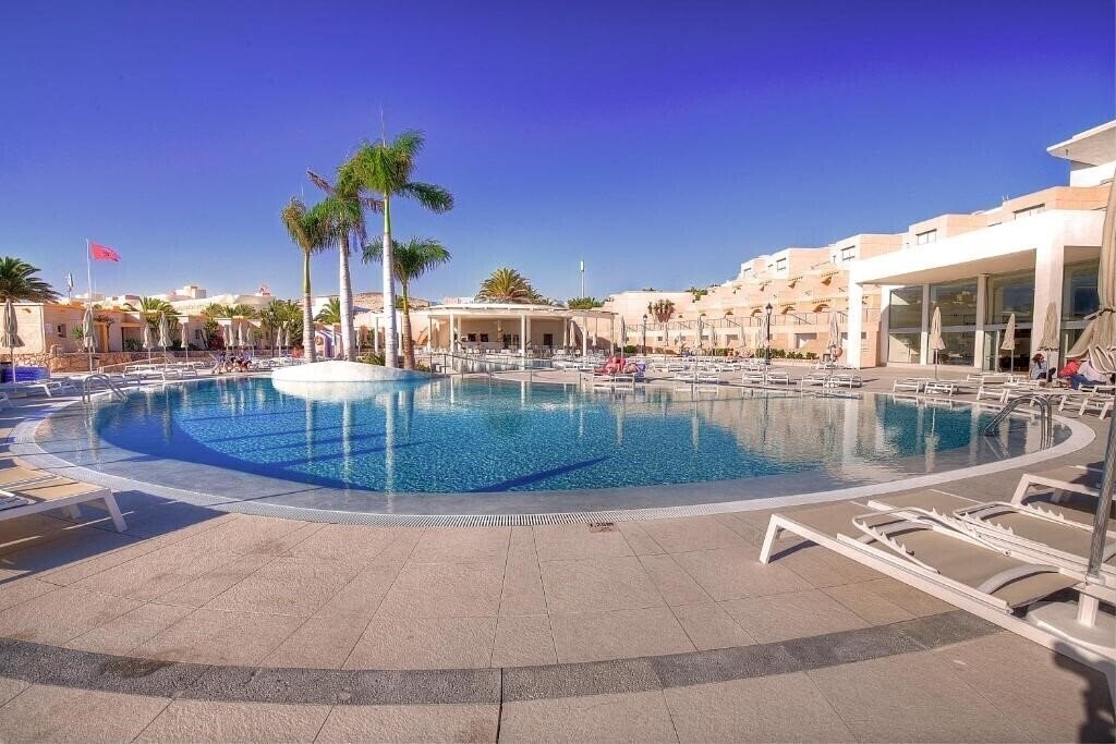 Отель SBH Monica Beach 4*