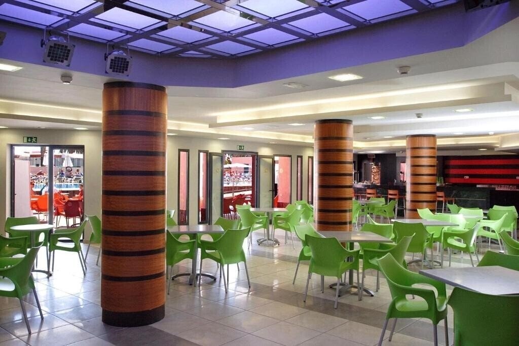 Imaginea Cay Beach Caleta отель без категории