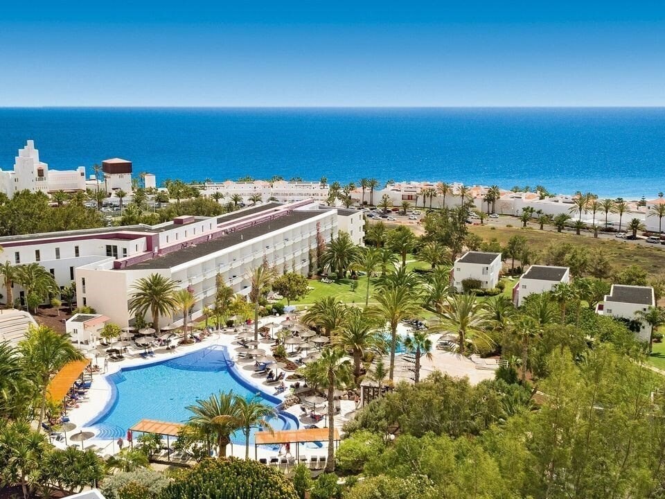 Hotel Allsun Esquinzo Beach 4*