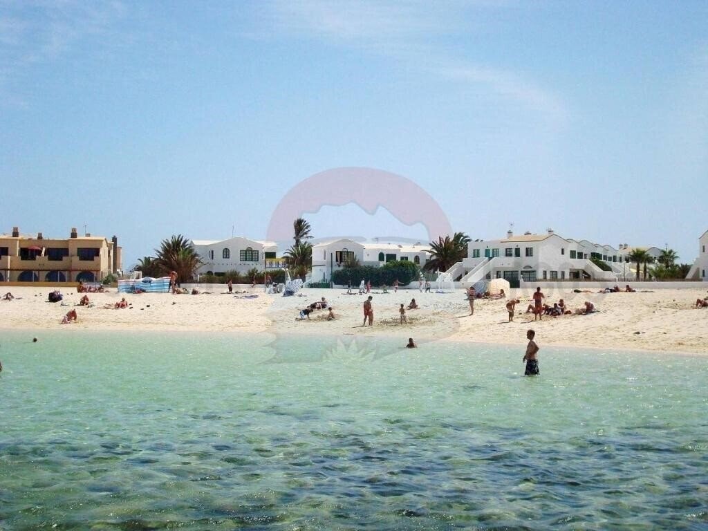 Imaginea Cotillo Lagos 2*