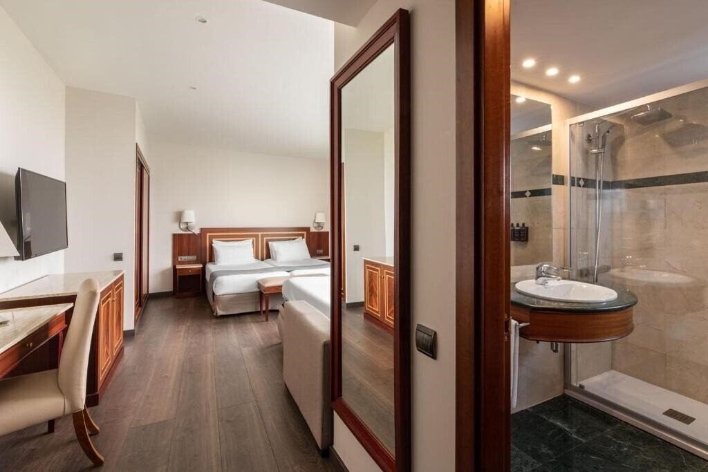 Fotografii Eurostars Ciudad De La Coruna 4*