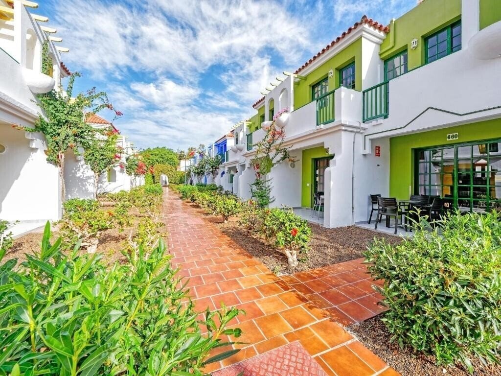 Imaginea Bungalows Vistaflor 3*