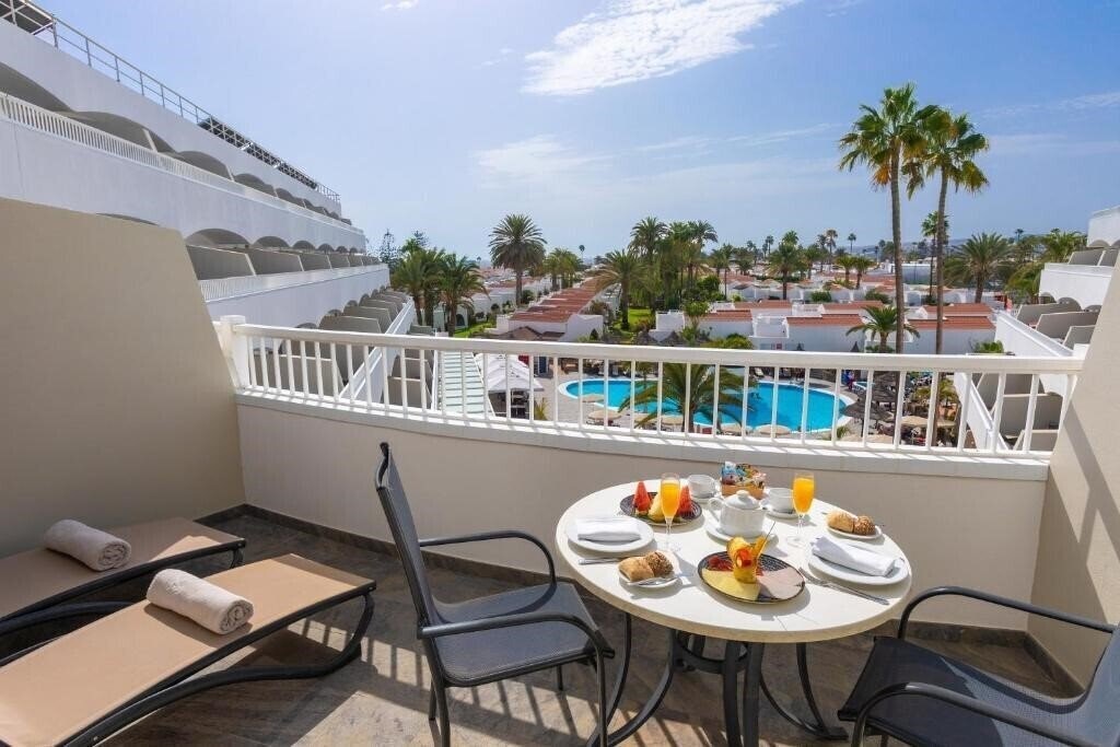 Imaginea Sol Barbacan Aparthotel 4*