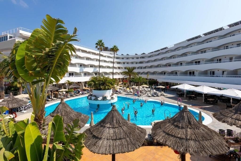 Hotel Sol Barbacan Apartamentos 4*