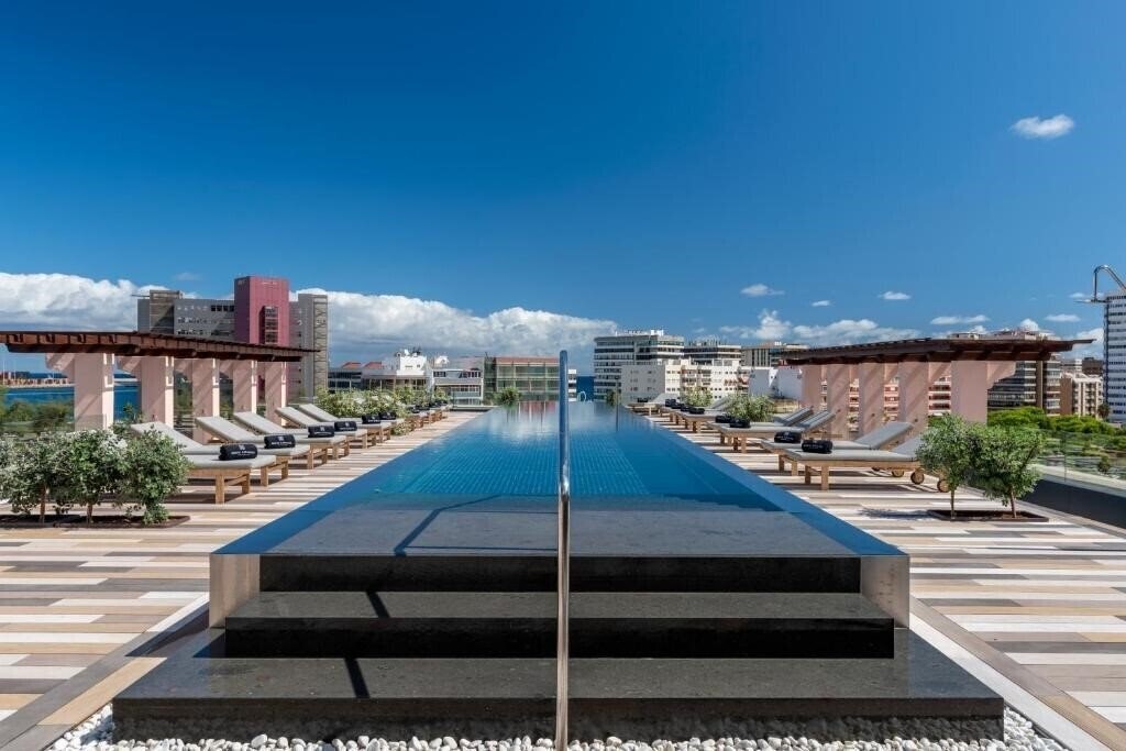 Imaginea Santa Catalina, a Royal Hideaway Hotel 5*