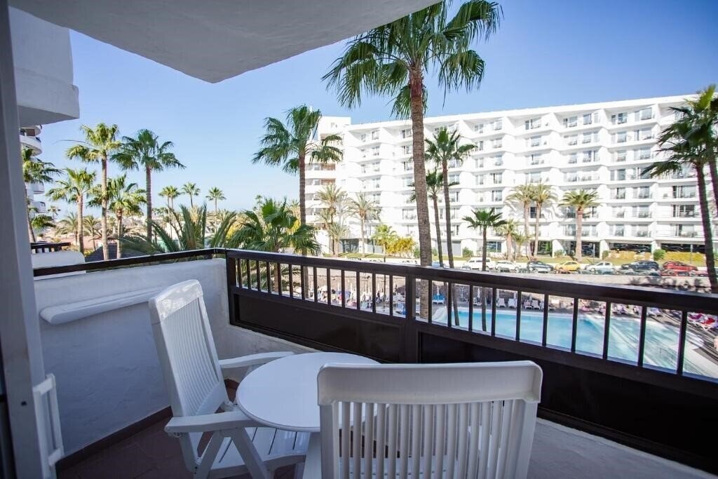 Изображение Servatur Waikiki 4*